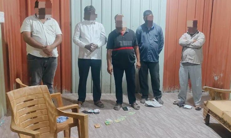 नांदेड ग्रामीण पोलिसांची धडक कारवाई; पाच जुगाऱ्यांवर गुन्हा, ४.७२ लाखांचा मुद्देमाल जप्त