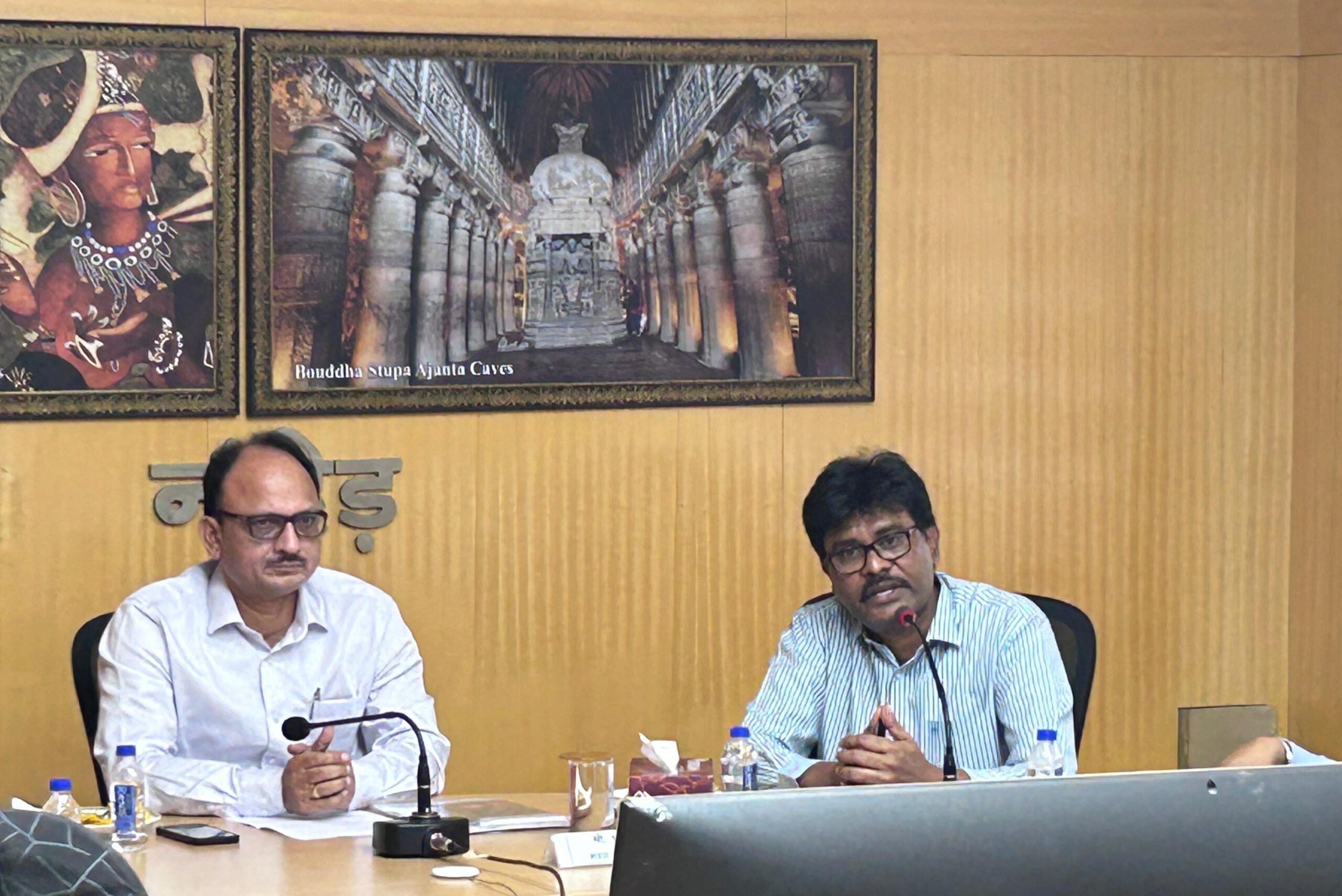 नांदेड रेल्वे विभागाची कामगिरी उजळली; वेळेचे पालन व प्रवासी सुविधांमध्ये लक्षणीय सुधारणा