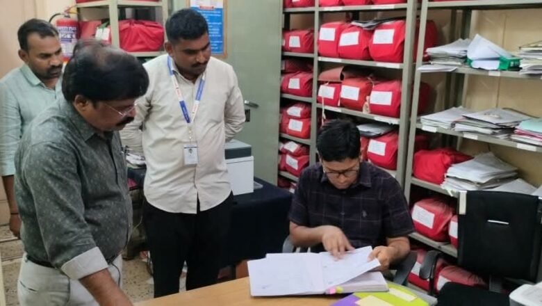 जिल्हाधिकाऱ्यांची अर्धापूर तहसील कार्यालयास अचानक भेट; विविध विभागांच्या कामकाजाची पाहणी