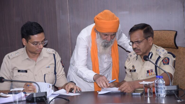 पोलीस उप महानिरीक्षक शहाजी उमाप यांचा ‘जनसंवाद’; नांदेडमध्ये ३७ तक्रारदारांशी साधला थेट संवाद