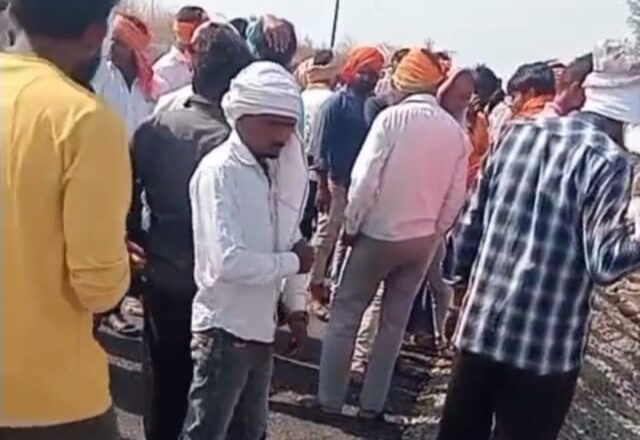 ट्रॅक्टर पलटी होऊन चालक ठार.! कंधार – मुखेड रोडवरील दुर्दैवी घटना
