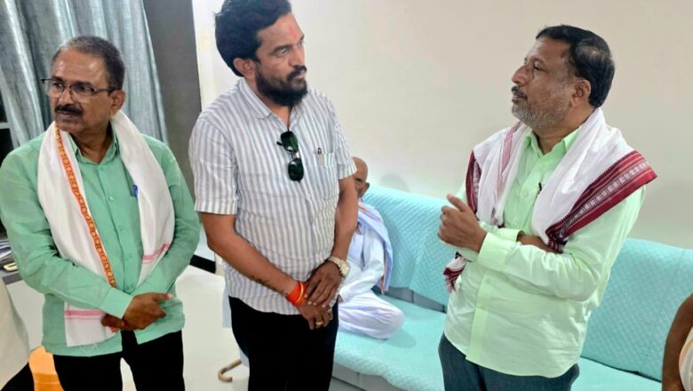कृत्रिम खत टंचाईबाबत आमदार बाबुराव कदम कोहळीकर यांच्याशी वामनराव पाटलांनी केली महत्त्वपूर्ण चर्चा; सखोल चौकशीचे आश्वासन
