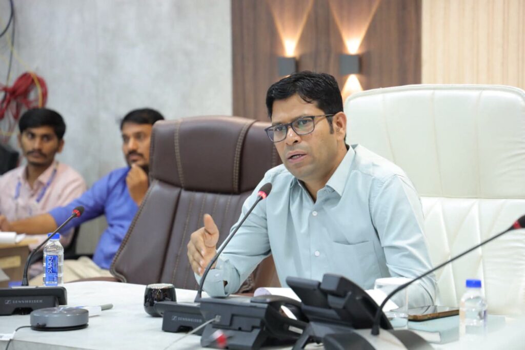 एकल महिला धोरणासाठी अभिप्राय नोंदवा; जिल्हाधिकाऱ्यांचे आवाहन