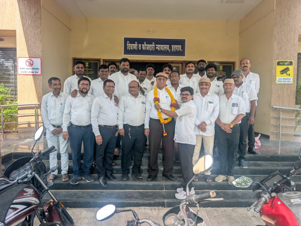 हदगाव वकील संघाच्या नवीन कार्यकारिणीची बिनविरोध निवड; ॲड. शिवकिरण भारती अध्यक्षपदी