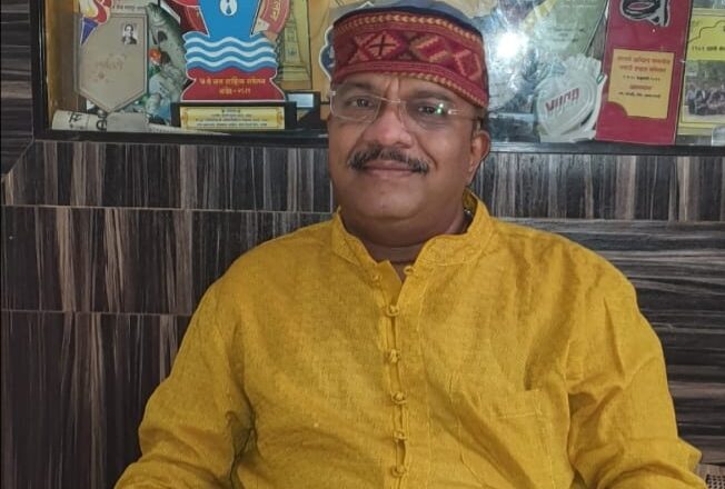 आंतरराष्ट्रीय व्यासपीठावर मराठी गझलेचा सन्मान; मॉरिशसमधील साहित्य संमेलनात बापू दासरी अध्यक्ष