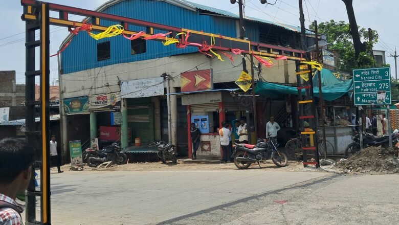 सिडकोतील रमामाता आंबेडकर चौकात जड वाहनांना प्रतिबंध; लोखंडी कमान पुन्हा कार्यान्वित