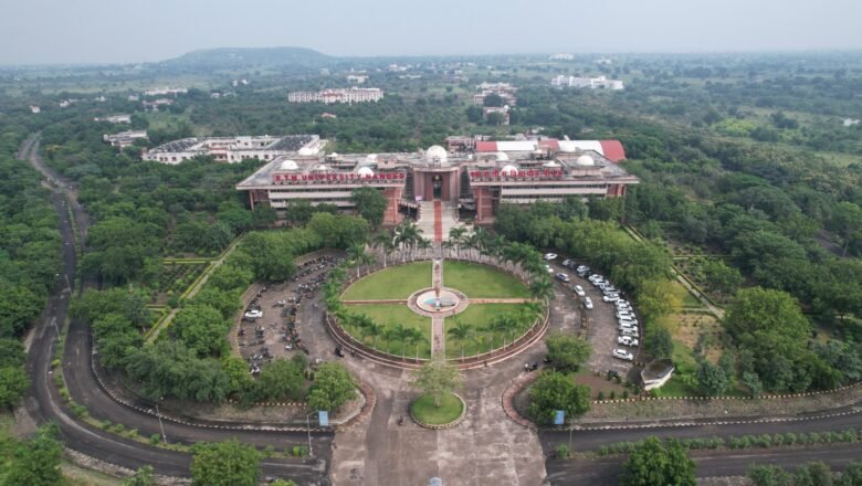 राष्ट्रीय हरित विद्यापीठ रँकिंगमध्ये स्वारातीम विद्यापीठ देशात १२ व्या क्रमांकावर; ९२.५ गुणांसह ‘गोल्ड रेटिंग’