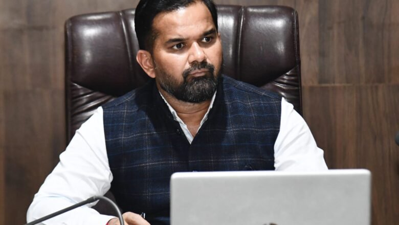 नाविन्यपूर्ण उपक्रमांतून जादूटोणा विरोधी कायद्याची प्रभावी जनजागृती करा : विभागीय आयुक्त जी. श्रीकांत