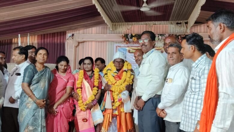 बेटक बिलोली जि.प. शाळेचे शिक्षक आयुबखान पठाण यांचा सेवापूर्ती कार्यगौरव सोहळा उत्साहात
