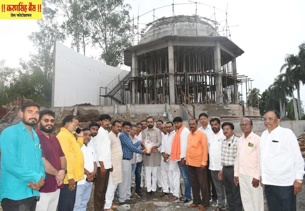 नांदेडमध्ये श्रीमंत भूषणसिंह महाराजांचे स्वागत; अहिल्याबाई होळकर पुतळ्याच्या कामाची पाहणी