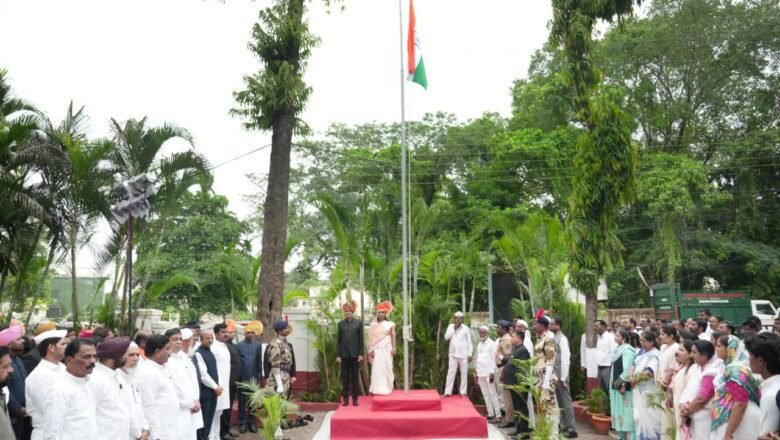 नांदेड महापालिकेत स्वातंत्र्यदिनाचा ८० वा वर्धापनदिन उत्साहात साजरा