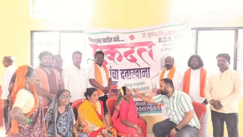 युवा सेनेतर्फे देगलूरमध्ये मोफत आरोग्य तपासणी शिबिर; २०० जणांची तपासणी, १०० जणांना चष्मे वाटप