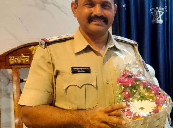 दिग्दर्शक आणि शिस्तप्रिय अधिकारी : हिमायतनगरचे पोलिस निरीक्षक श्री. लक्ष्मणजी केंद्रे