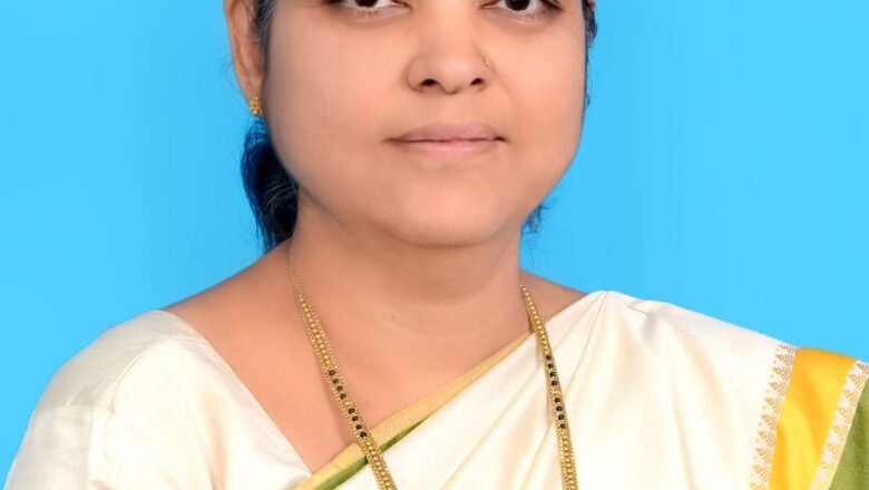 स्व. सरोजताई देशपांडे आत्मसन्मान पुरस्कार अनुराधा ढालकरी यांना जाहीर